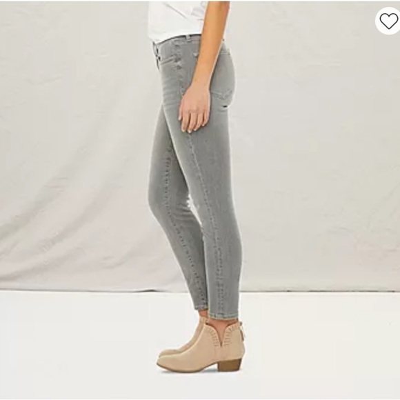 I N C Jeans Slim Straight Leg Medium Rise Gray Beige Ladies Size 6 - Picture 4 of 9